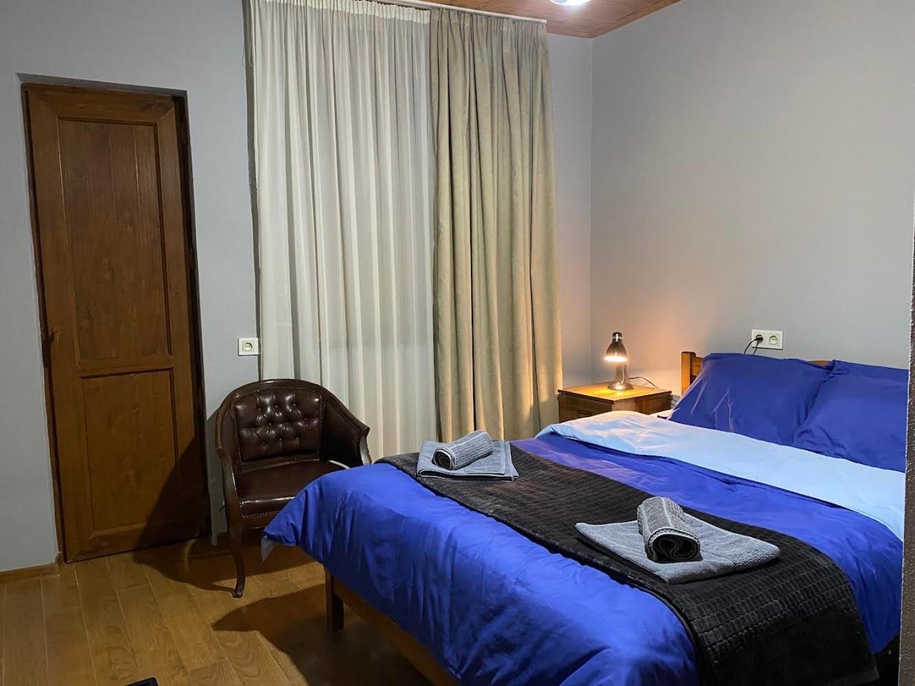 Guest House Nikala Местия Екстериор снимка