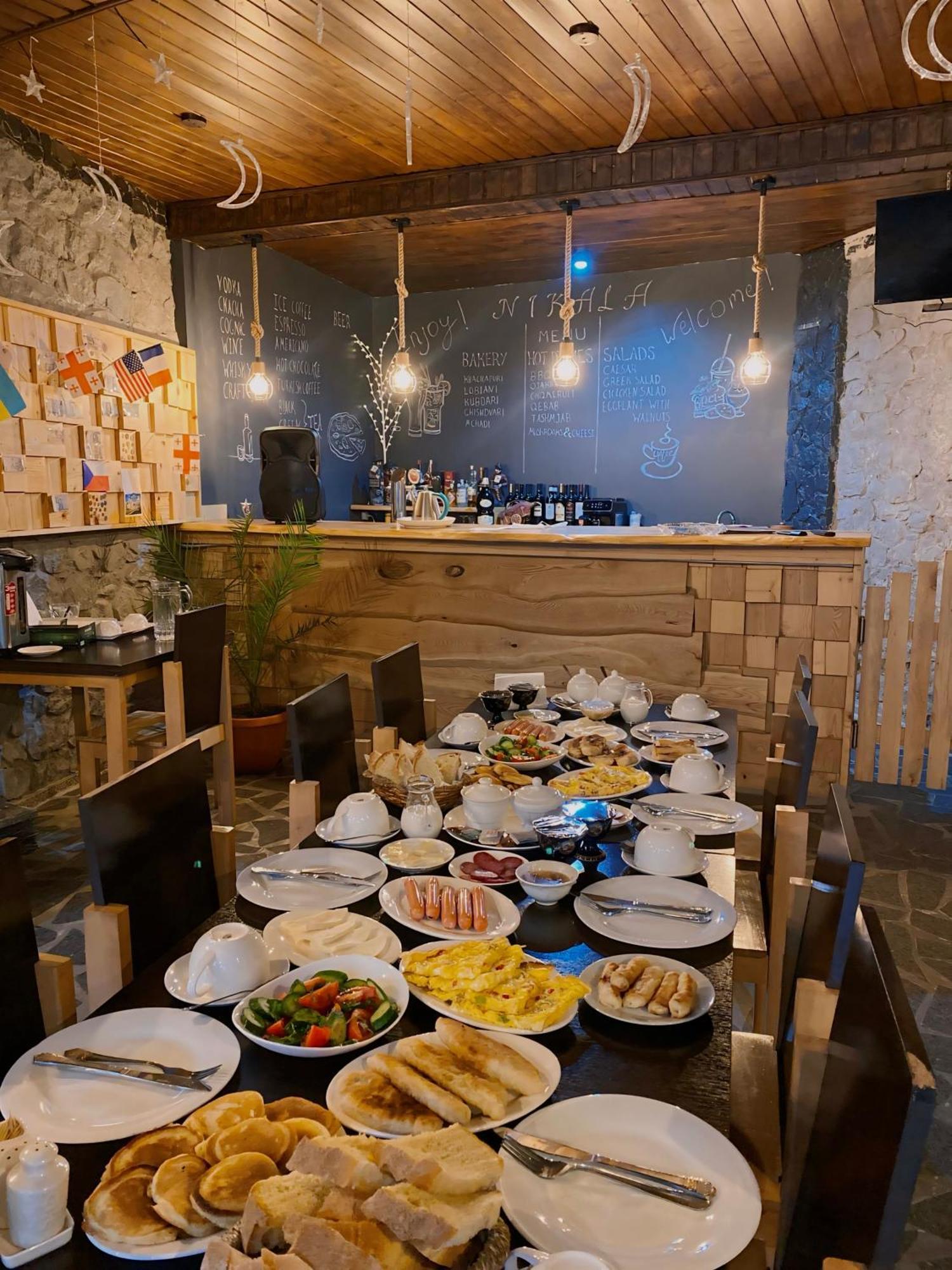 Guest House Nikala Местия Екстериор снимка